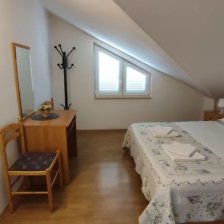 Appartement In Mit Schoener Terrasse By Interhome *