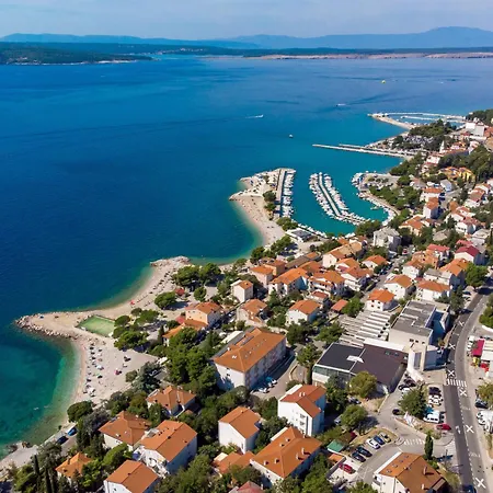 In Mit Schoener Terrasse By Interhome Apartman Crikvenica